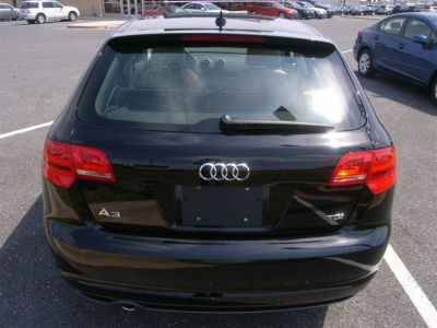 2011 Audi A3  2.0 TDI Premium Plus