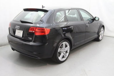 2011 Audi A3  2.0T Premium quattro