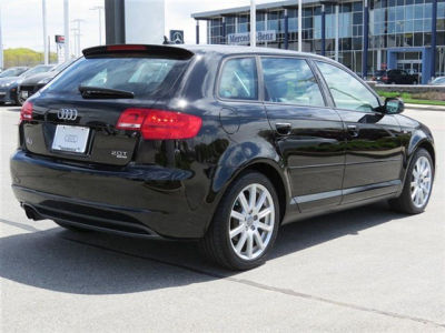 2011 Audi A3  Premium