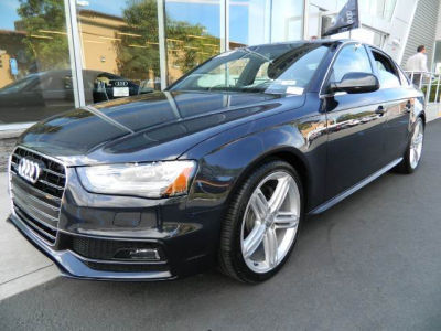 2013 Audi A4  2.0T Premium quattro