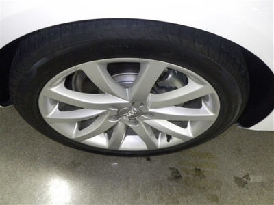 2013 Audi A4  2.0T Premium quattro