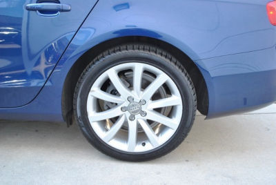 2013 Audi A4  2.0T Premium quattro