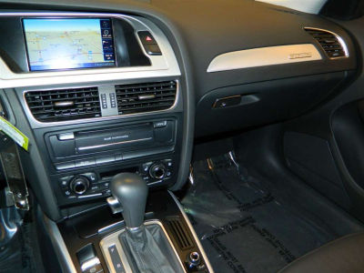 2012 Audi A4  2.0T Avant quattro Premium