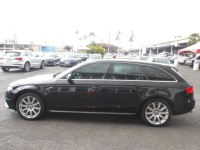 2012 Audi A4  2.0T Avant quattro Premium