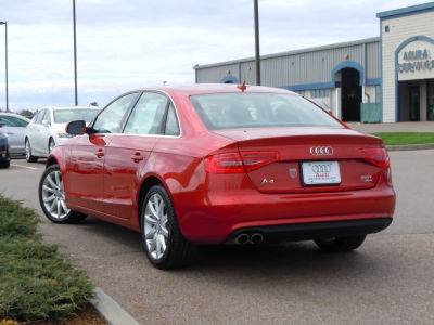 2013 Audi A4  2.0T Premium quattro