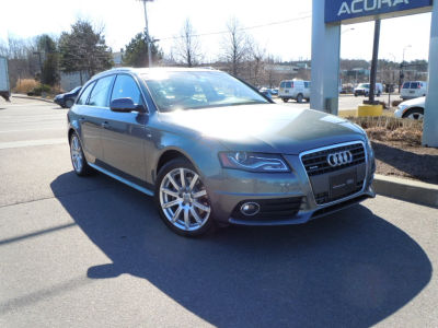 2012 Audi A4  2.0T Avant quattro Premium