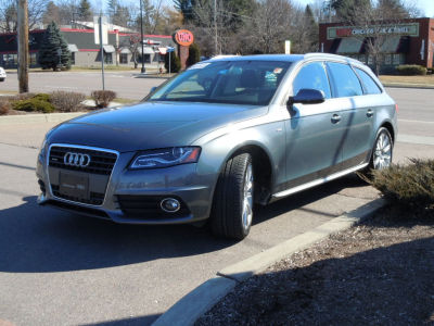 2012 Audi A4  2.0T Avant quattro Premium