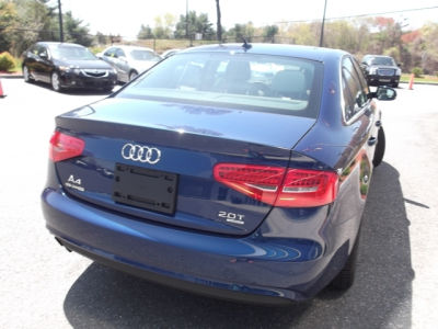 2013 Audi A4  2.0T Premium quattro