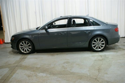 2013 Audi A4  2.0T Premium quattro