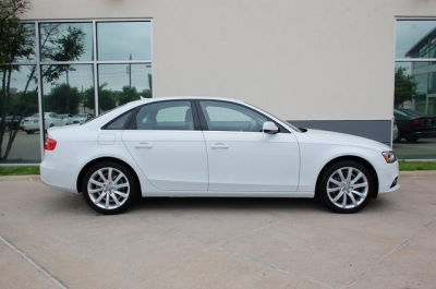 2013 Audi A4  2.0T Premium quattro