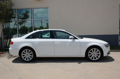 2013 Audi A4  2.0T Premium quattro