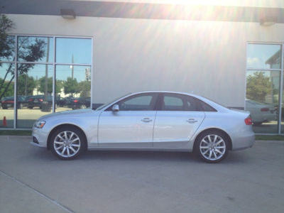 2013 Audi A4  2.0T Premium quattro