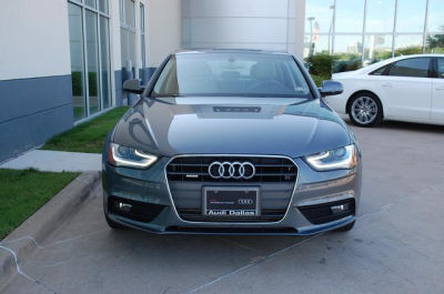 2013 Audi A4  2.0T Premium quattro