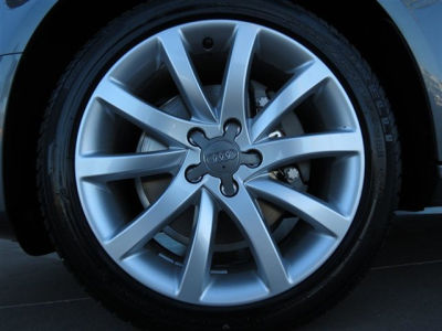 2013 Audi A4  2.0T Premium quattro
