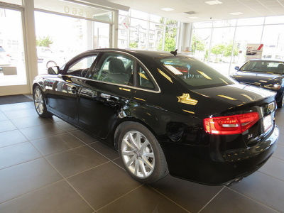 2013 Audi A4  2.0T Premium quattro