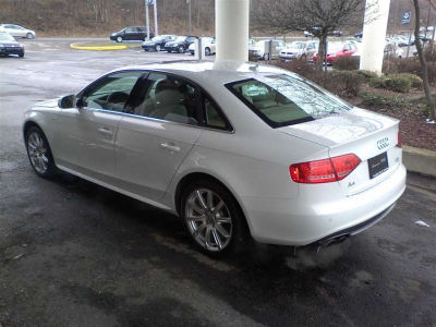 2012 Audi A4  2.0T Premium quattro