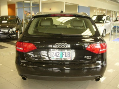2012 Audi A4  2.0T Avant quattro Premium