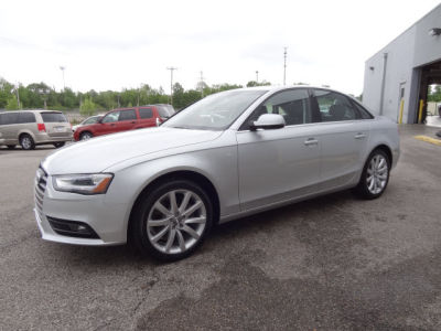 2013 Audi A4  2.0T Premium quattro