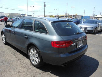 2011 Audi A4  2.0T Premium quattro