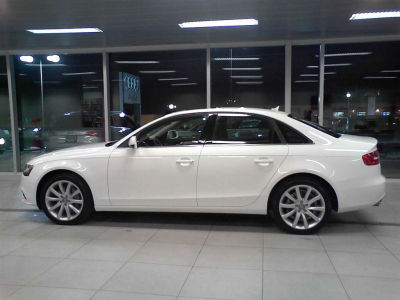 2013 Audi A4  2.0T Premium quattro