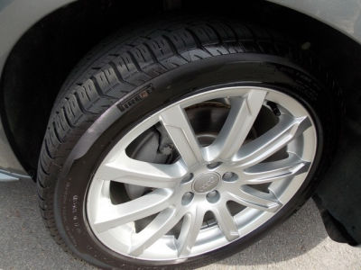 2012 Audi A4  2.0T Avant quattro Premium