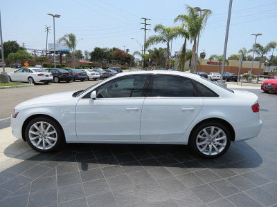 2013 Audi A4  Premium Plus