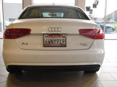 2013 Audi A4  2.0T Premium quattro