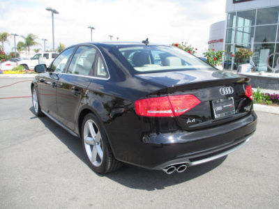 2012 Audi A4  2.0T Premium quattro