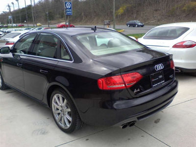 2012 Audi A4  2.0T Premium quattro