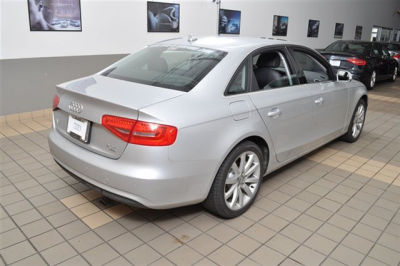 2013 Audi A4  2.0T Premium quattro