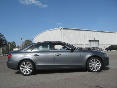 2013 Audi A4  2.0T Premium quattro