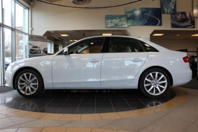 2013 Audi A4  Premium Plus