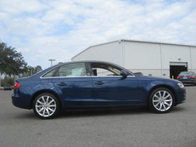 2013 Audi A4  2.0T Premium