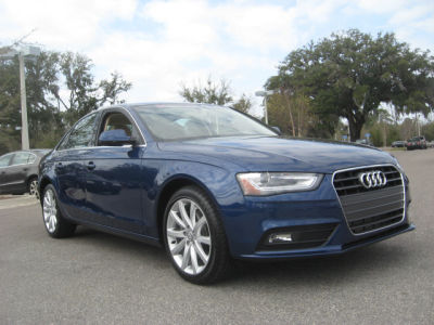2013 Audi A4  2.0T Premium