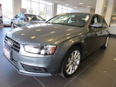 2013 Audi A4  2.0T Premium quattro