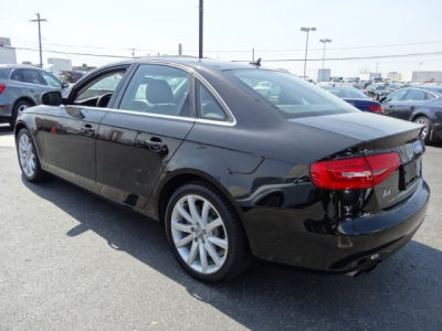 2013 Audi A4  2.0T Premium quattro