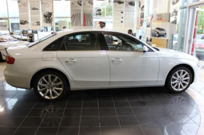 2013 Audi A4  Premium Plus