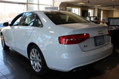 2013 Audi A4  Premium Plus