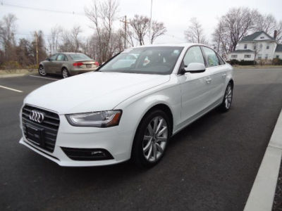 2013 Audi A4  2.0T Premium quattro