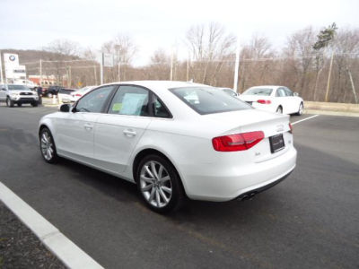 2013 Audi A4  2.0T Premium quattro