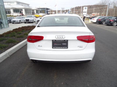 2013 Audi A4  2.0T Premium quattro
