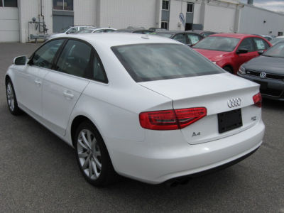 2013 Audi A4  2.0T Premium quattro