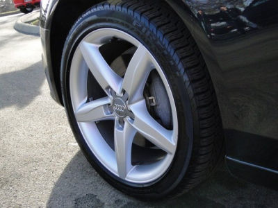 2011 Audi A4  2.0T Prestige