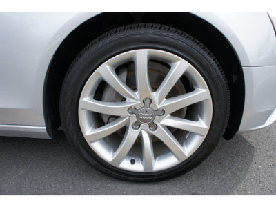 2013 Audi A4  2.0T Premium quattro