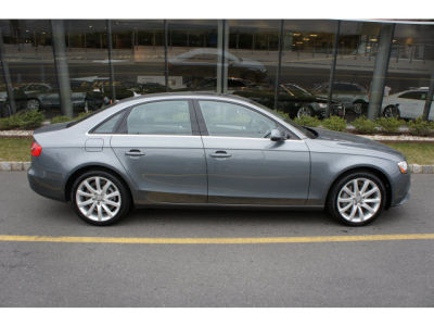 2013 Audi A4  2.0T Premium quattro