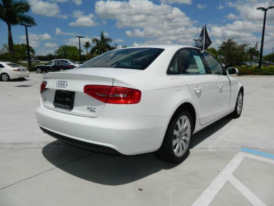 2013 Audi A4  2.0T Premium quattro