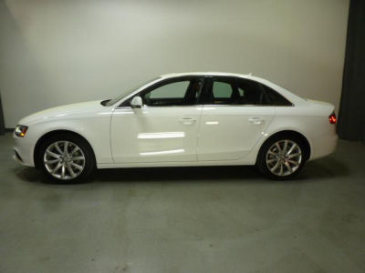 2013 Audi A4  2.0T Premium