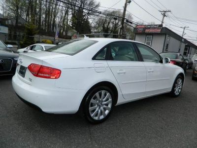 2011 Audi A4  2.0T Premium quattro