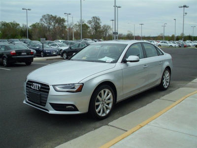 2013 Audi A4  2.0T Premium quattro