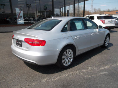 2013 Audi A4  2.0T Premium quattro